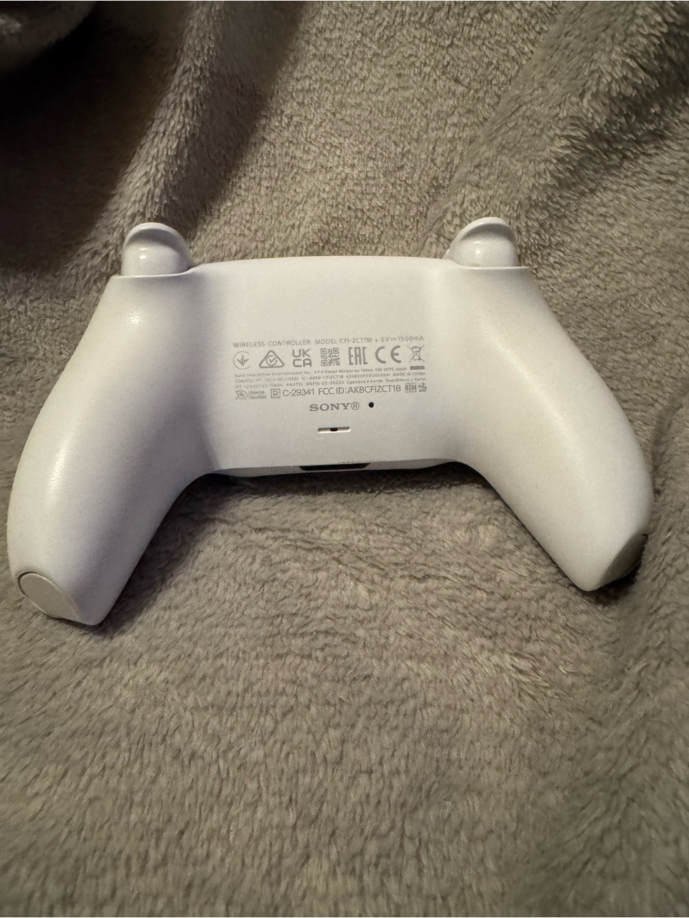 Ps5 controller - Picture 3 of 5